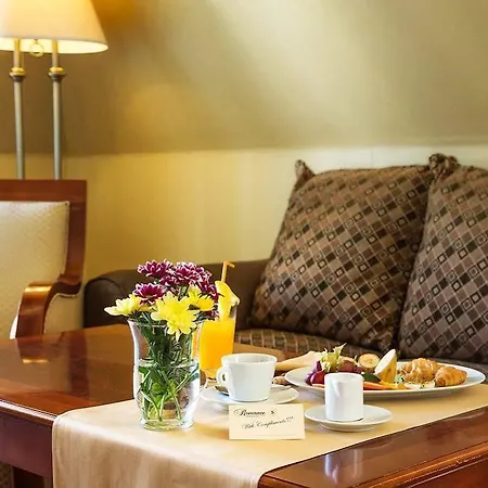 Hotel Romance Splendid And 4*