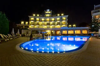 Hotel Romance Splendid And